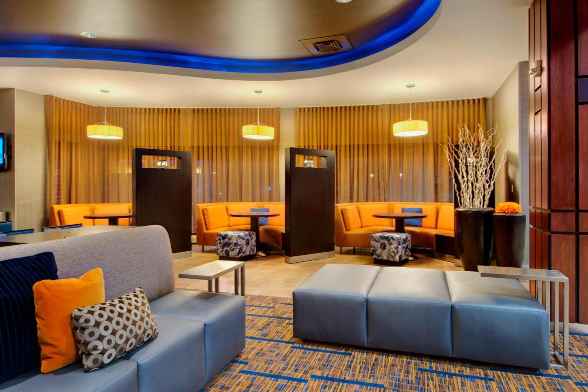 Courtyard By Marriott Madison East Hotell Eksteriør bilde